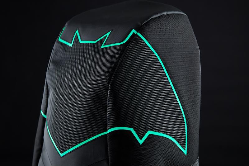 Рюкзак Бэтмен с LED подсветкой и зарядкой (антивор) 50х35х13 см изображение 3