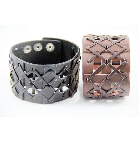 Браслет Крестики на решетке