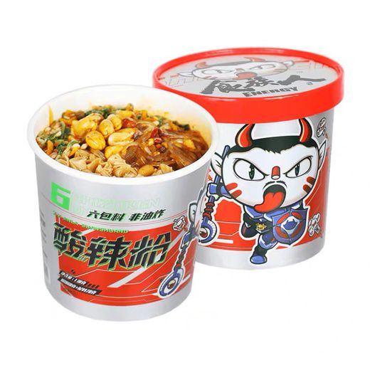 Лапша Племя еды с с остро кислым соусом