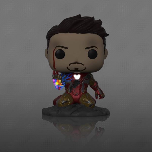 Фигурка Funko POP! Железный Человек с перчаткой Эксклюзив (I'm Iron Man - Previews Exlusive GITD) изображение 2