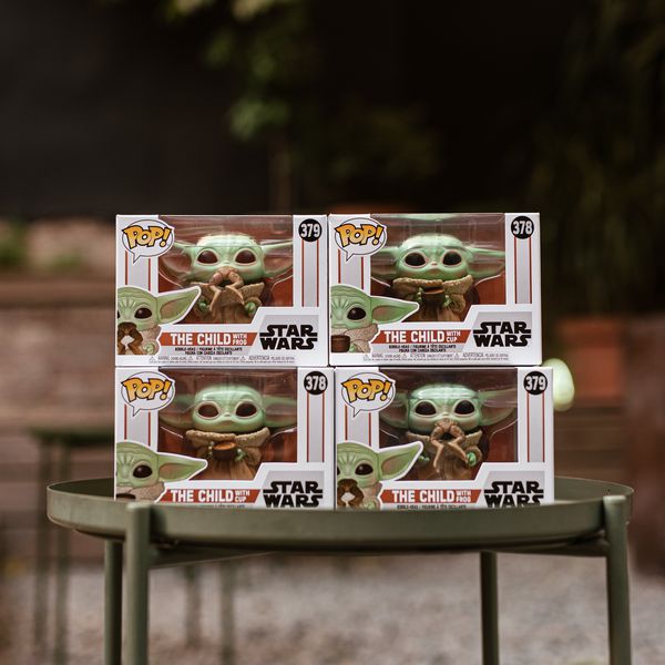Фигурка Funko POP! Малыш Йода с лягушкой - Мандалорец (Star Wars - Baby Yoda with frog) изображение 2