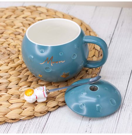 Кружка Космонавт на луне (Cosmonaut Moon) 420 мл green изображение 2