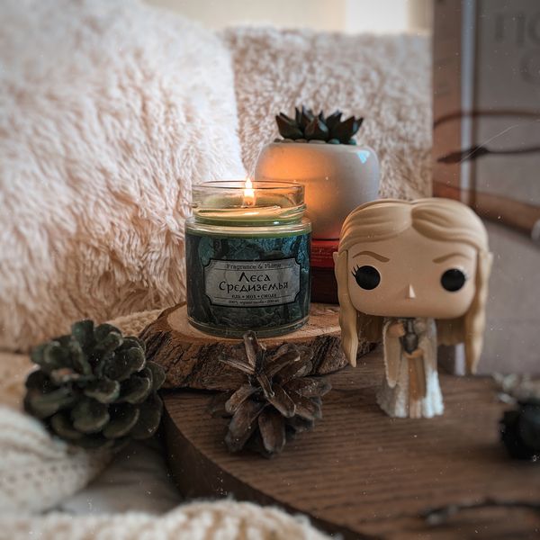 Свеча Властелин колец - Леса Средиземья, ароматическая (The Lord of the Rings)