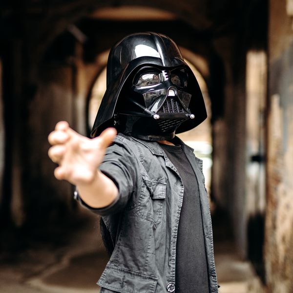 Шлем Дарта Вейдера со звуковыми эффектами Black Series (Darth Vader) изображение 7