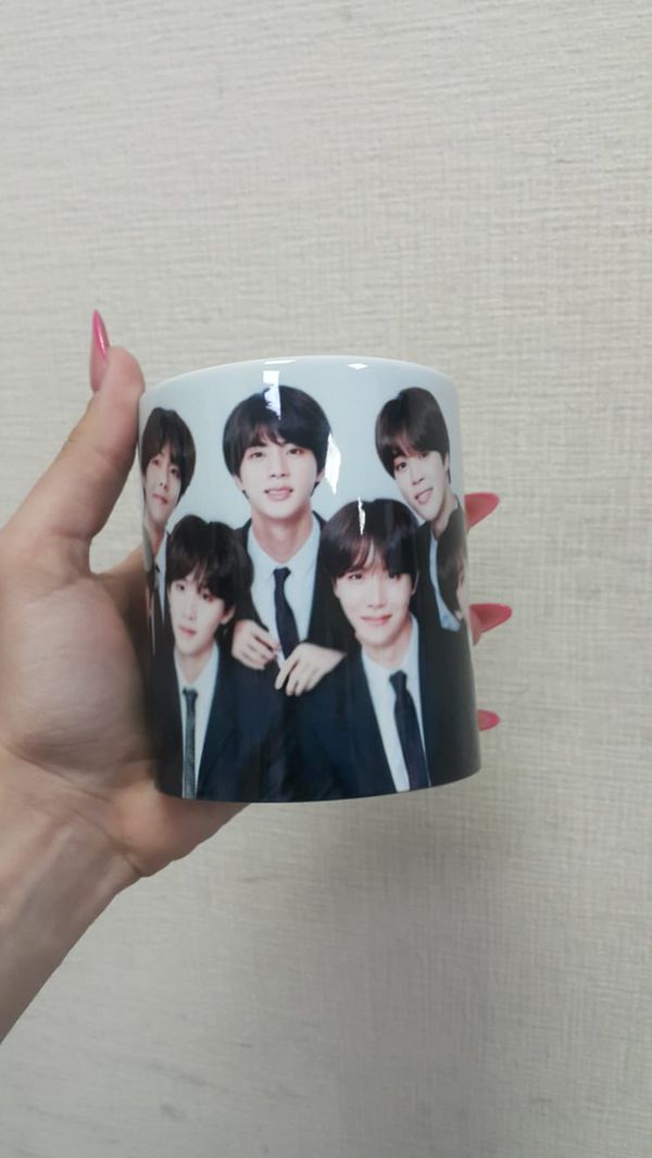 Кружка BTS в костюмах, K-pop, 350 мл УЦЕНКА