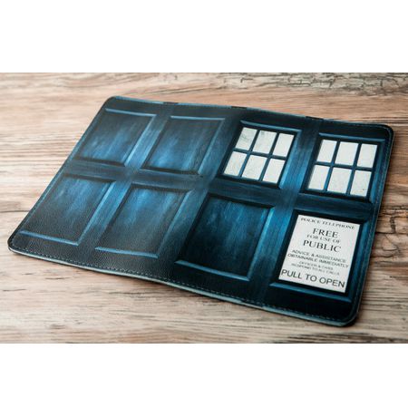 Обложка на паспорт Тардис (Доктор Кто Doctor Who) изображение 2