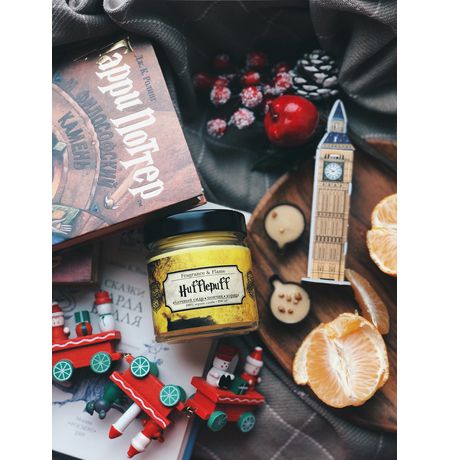 Свеча Гарри Поттер - Пуффендуй, ароматическая (Harry Potter - Hufflepuff)