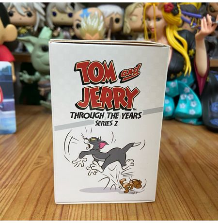 Случайная фигурка Том и Джерри  (Tom and Jerry Mindstyle Through The Years Series 2) лицензия