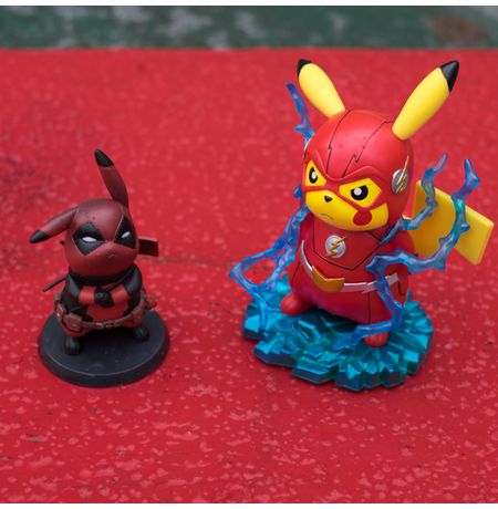 Фигурка Пикачу Дэдпул (Pikachu Deadpool) изображение 4