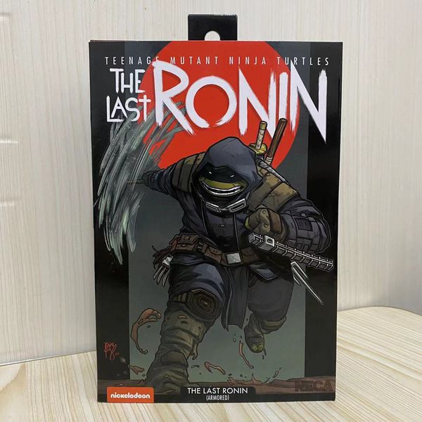Фигурка Черепашки-Ниндзя - Последний Ронин в броне (TMNT-The Last Ronin Armored) Neca, копия изображение 3