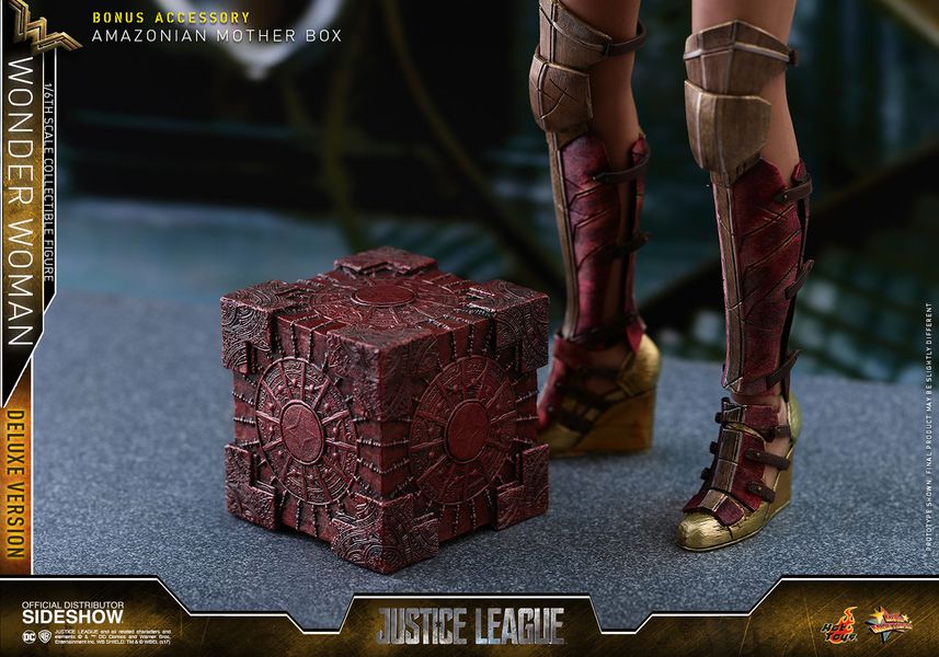 Фигурка Hot Toys - Чудо-Женщина (Justice League Wonder Woman Deluxe Set) 1/6 30 см изображение 8