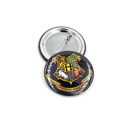 Значок Гарри Поттер: Хогвартс (Harry Potter: Hogwarts)