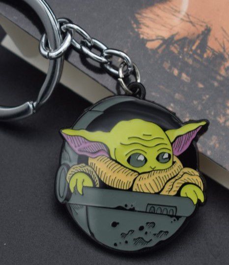 Брелок Звездные войны - Малыш Йода в капсуле (Star Wars - Baby Yoda)