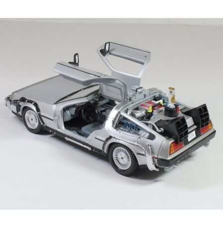 Коллекционная металлическая (Die Cast) модель Delorean из