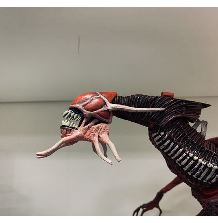 Фигурка Красная Королева Чужих (Alien Red Queen) УЦЕНКА изображение 2