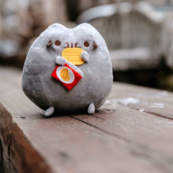 Мягкая игрушка Пушин с чипсами (Pusheen) 15 см изображение 2