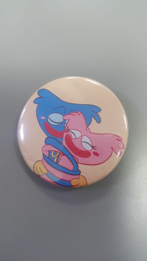 Значок Хагги Вагги и Кисси Мисси - Poppy Playtime, 4,5 см