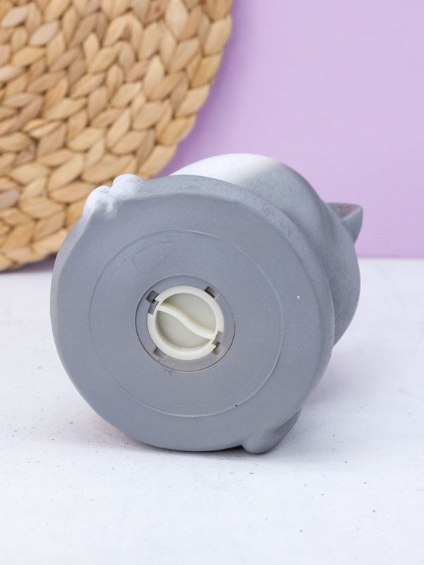 Копилка Серый кот сложил лапки, пластик изображение 2