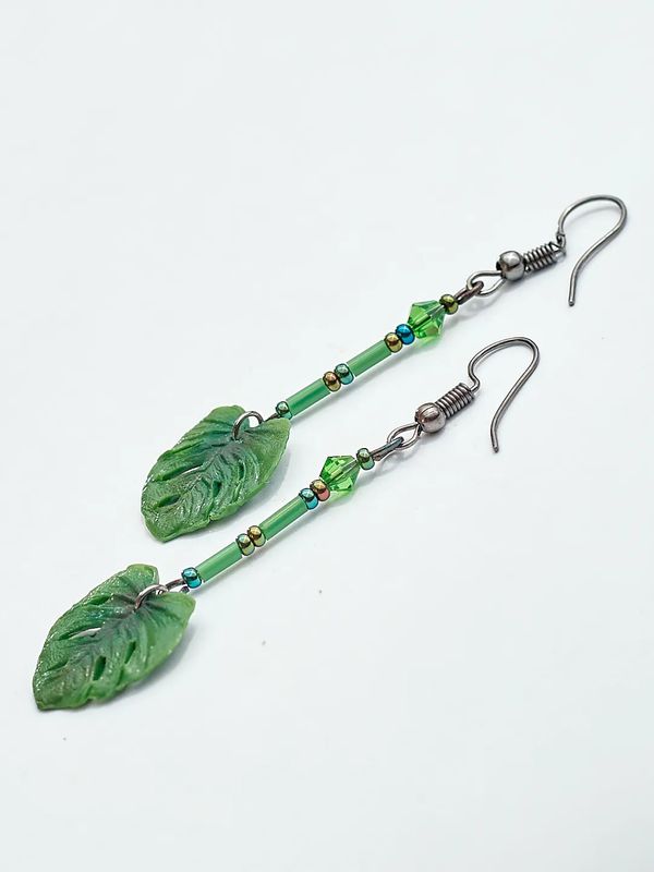 Серьги Монстера на бисере