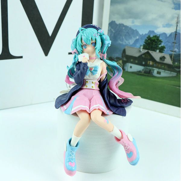 Фигурка Хатсуне Мику сидит с конвертом (Hatsune Miku) 13 см изображение 2
