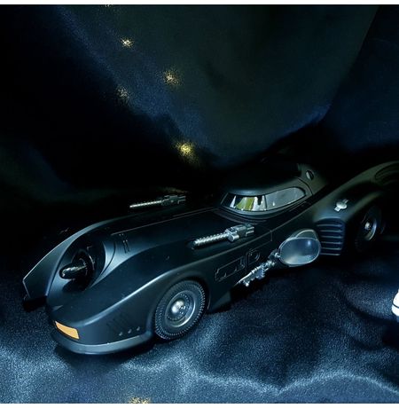 Коллекционная металлическая (Die Cast) модель Бэтмобиль 1989  1:18 (Batman - Batmobile) изображение 2