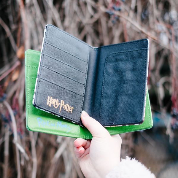 Обложка на паспорт Гарри Поттер: Персонажи (Harry Potter) изображение 3