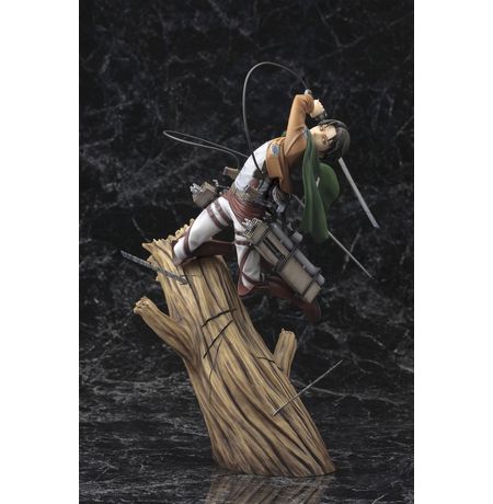 Фигурка Леви Аккерман - Атака на Титанов (Attack On Titan: Levi) на дереве, лицензия
