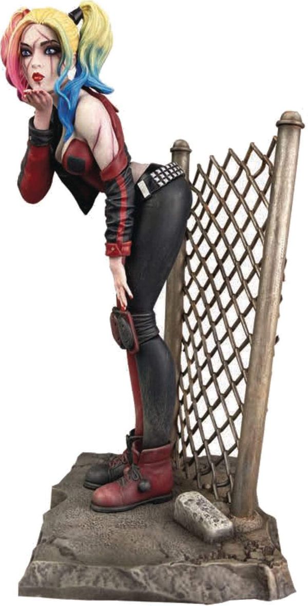Фигурка Харли Квинн - Диорама (DC Gallery DCeased Harley Quinn)