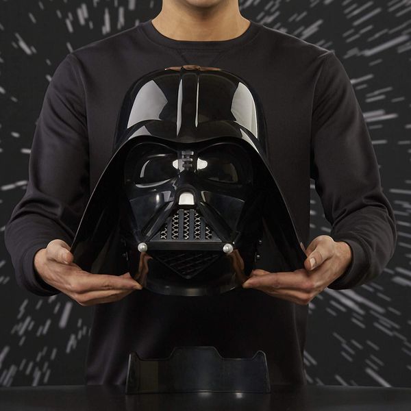 Шлем Дарта Вейдера со звуковыми эффектами Black Series (Darth Vader) изображение 2