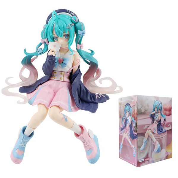 Фигурка Хатсуне Мику сидит с конвертом (Hatsune Miku) 13 см