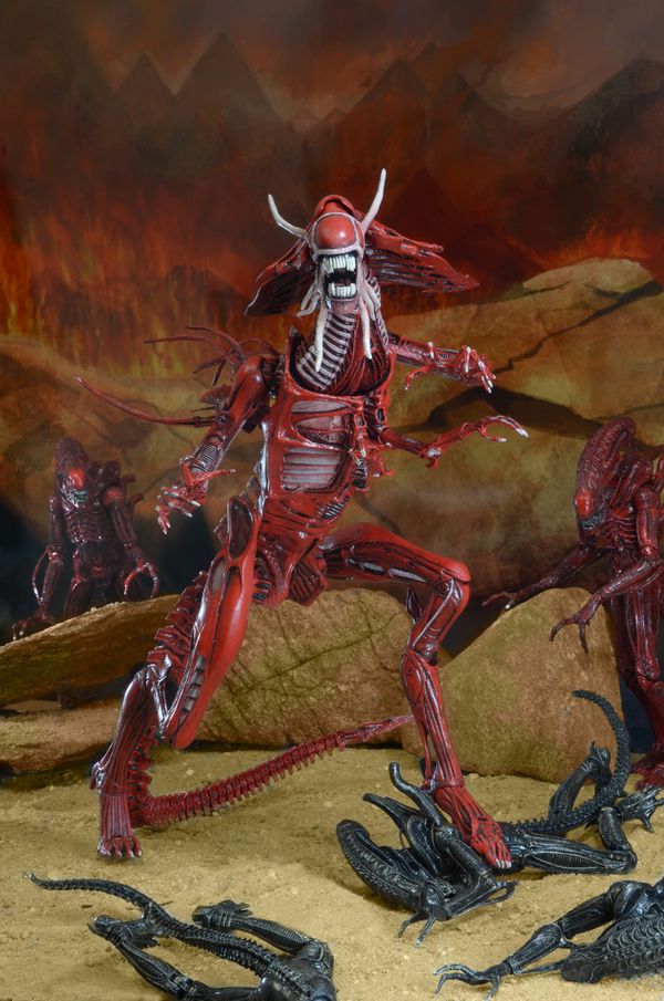 Фигурка Красная Королева Чужих (Alien Red Queen) изображение 2