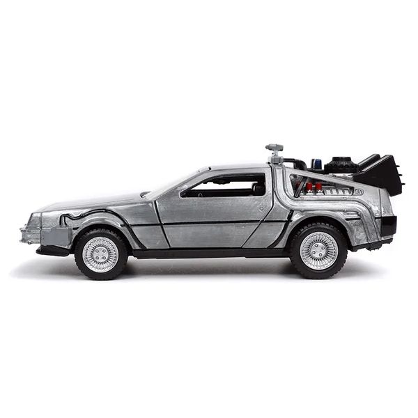 Модель машинки Назад в Будущее - DMC Delorean 1:32 (Back To The Future - Hollywood Rides) изображение 2
