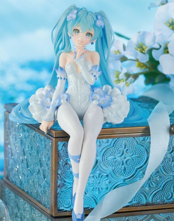 Фигурка Хацунэ Мику (Hatsune Miku - Flower Fairy Nemophila Noodle Stopper) 15 см УЦЕНКА