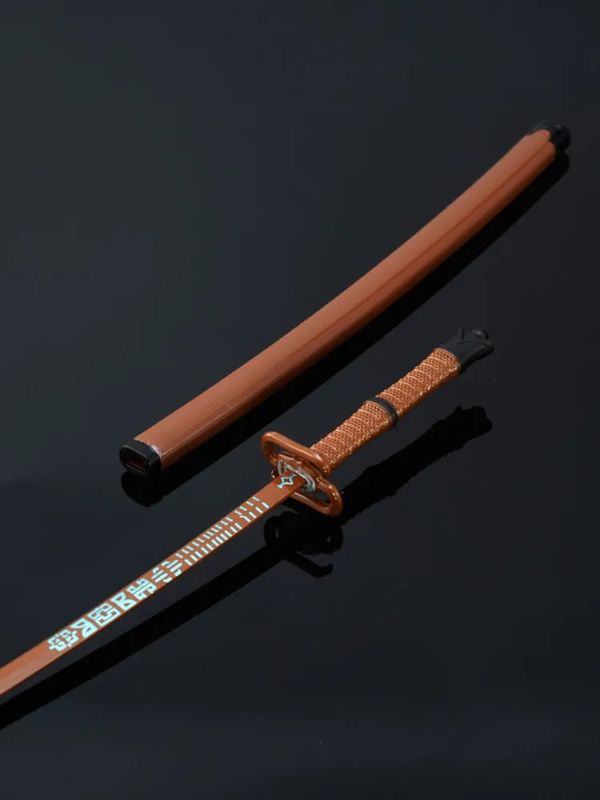 Катана Киберпанк 2077 - Чёрный единорог (Cyberpunk 2077 - Black Unicorn) мини-реплика 25 см изображение 2