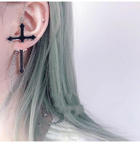 Серьга Готический крест на цепочке изображение 3