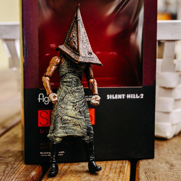 Фигурка Пирамидоголовый - Сайлент Хилл 2 (Pyramidhead - Silent Hill 2) изображение 4