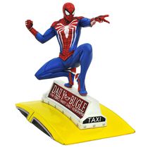 Фигурка Человек-Паук на такси - Диорама (Spider-Man on Taxi - Diorama Gallery) 22 см лицензия