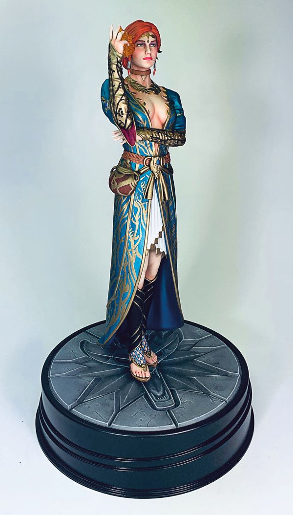 Фигурка Ведьмак - Трисс Меригольд в платье (Witcher - Triss Merigold Series 2) изображение 3