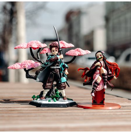 Фигурка Клинок рассекающий демонов - Танджиро Камадо и сакура (Demon Slayer Kimetsu no Yaiba) изображение 3