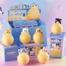 Случайная фигурка-светильник Chumi Cat Moon Night Light 7 см