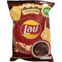 Чипсы Lay's Prik Pao Cheese (паста чили с сыром)