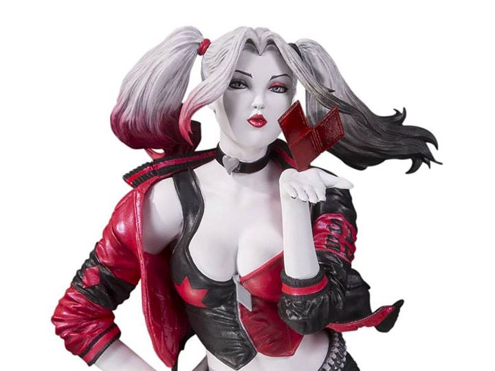 Фигурка Харли Квин (Harley Quinn DC Collectibles Red, White and Black Sta.....