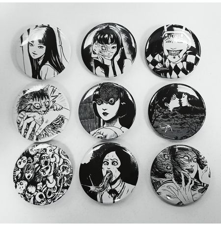 Значок Дзюндзи Ито в ассортименте, 4,5 см