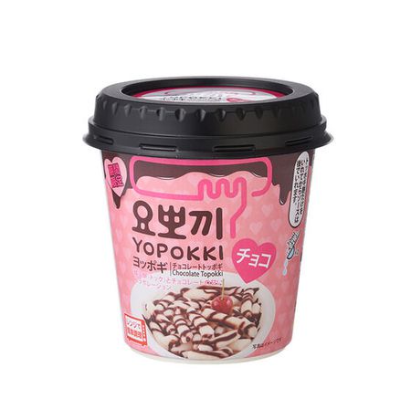 Рисовые клецки Topokki с шоколадным соусом