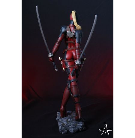 Фигурка Lady Deadpool (Orlin) изображение 3