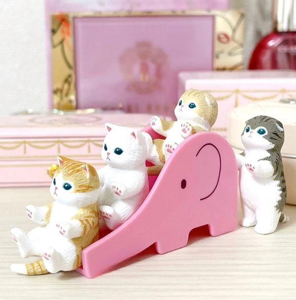 Случайная фигурка Котики на горках изображение 2
