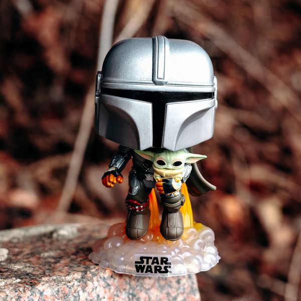 Фигурка Funko POP! Мандалорец с Малышом (Star Wars - Mandalorian with the Child) изображение 2