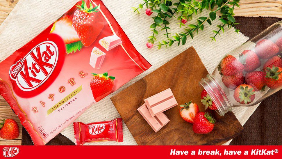 Японский KitKat с клубникой 140 гр изображение 2