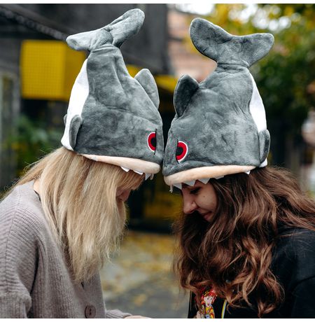 Шапка Акула изображение 2