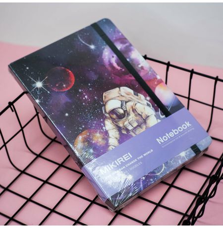 Блокнот Планеты - Космонавт (Planets), фиолетовый
